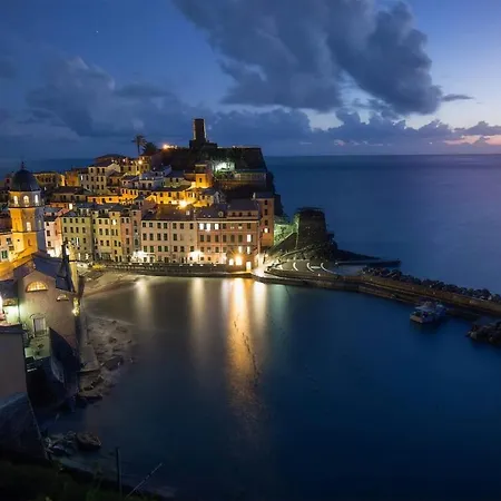 The Terrace * Vernazza